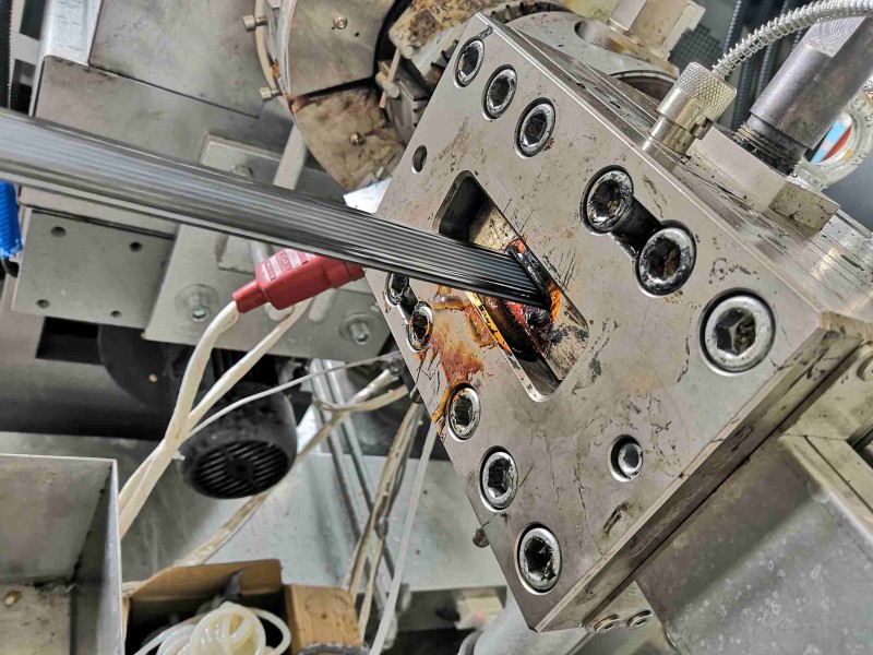 Flat Cable Extrusion Machine