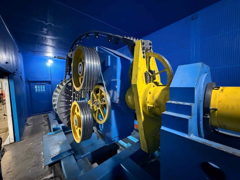 Double Twist Stranding Machine