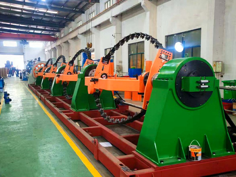 Bow Type Strander